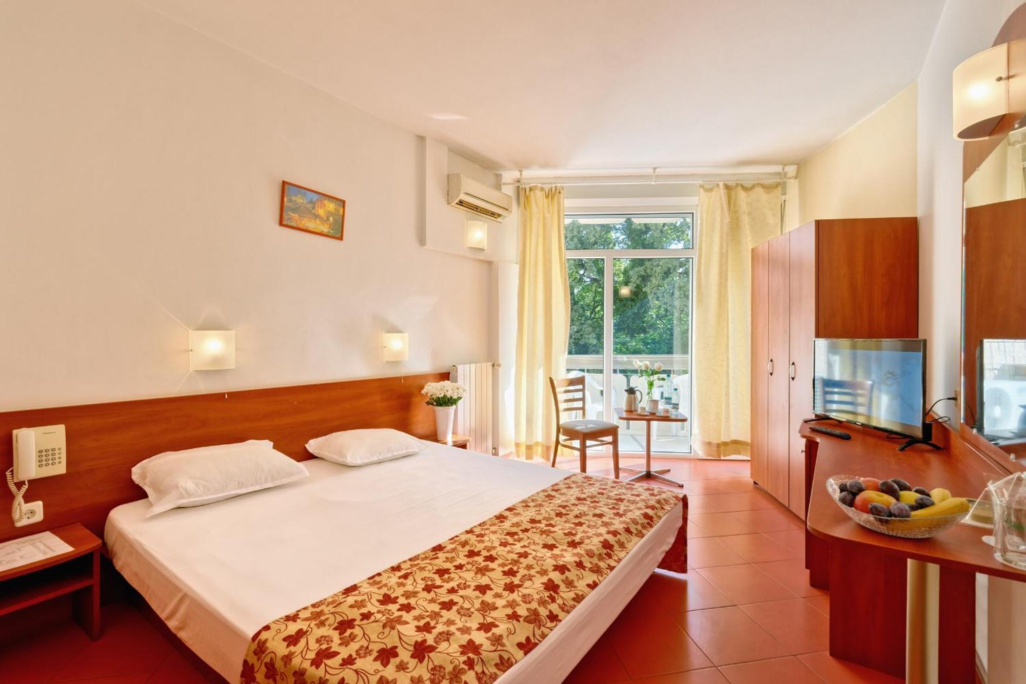Augusta Spa Hotel Chisaria Zewnętrze zdjęcie